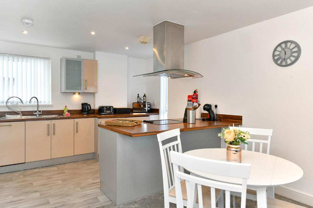 Just Stay Wales - Meridian Wharf, Marina View - 2 Bed Apartment Swansea Zewnętrze zdjęcie