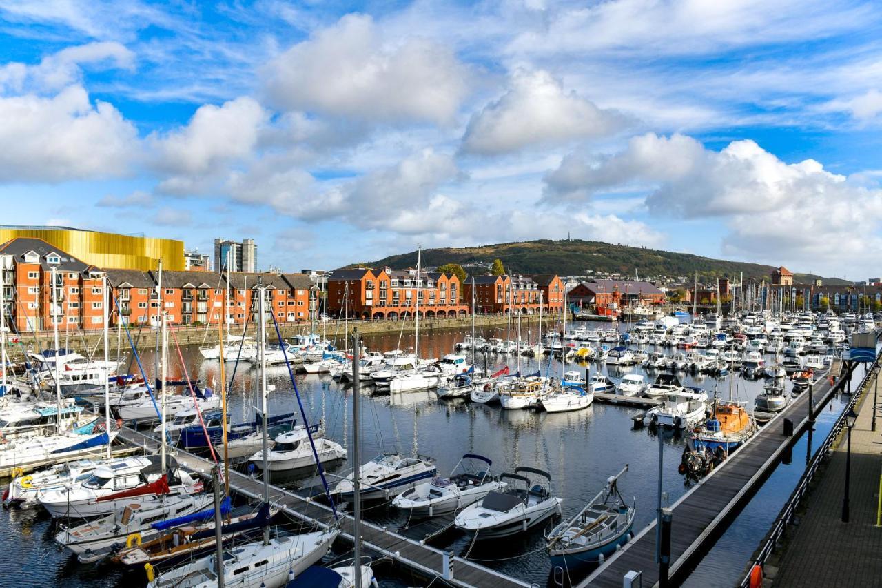 Just Stay Wales - Meridian Wharf, Marina View - 2 Bed Apartment Swansea Zewnętrze zdjęcie