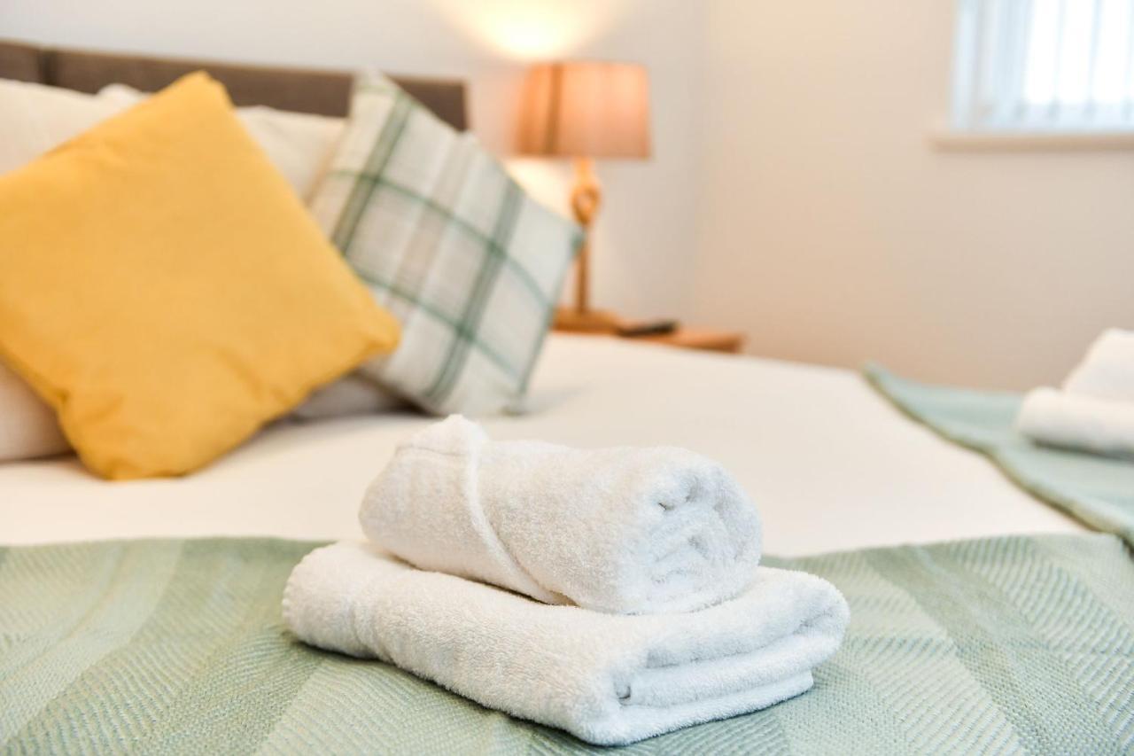 Just Stay Wales - Meridian Wharf, Marina View - 2 Bed Apartment Swansea Zewnętrze zdjęcie